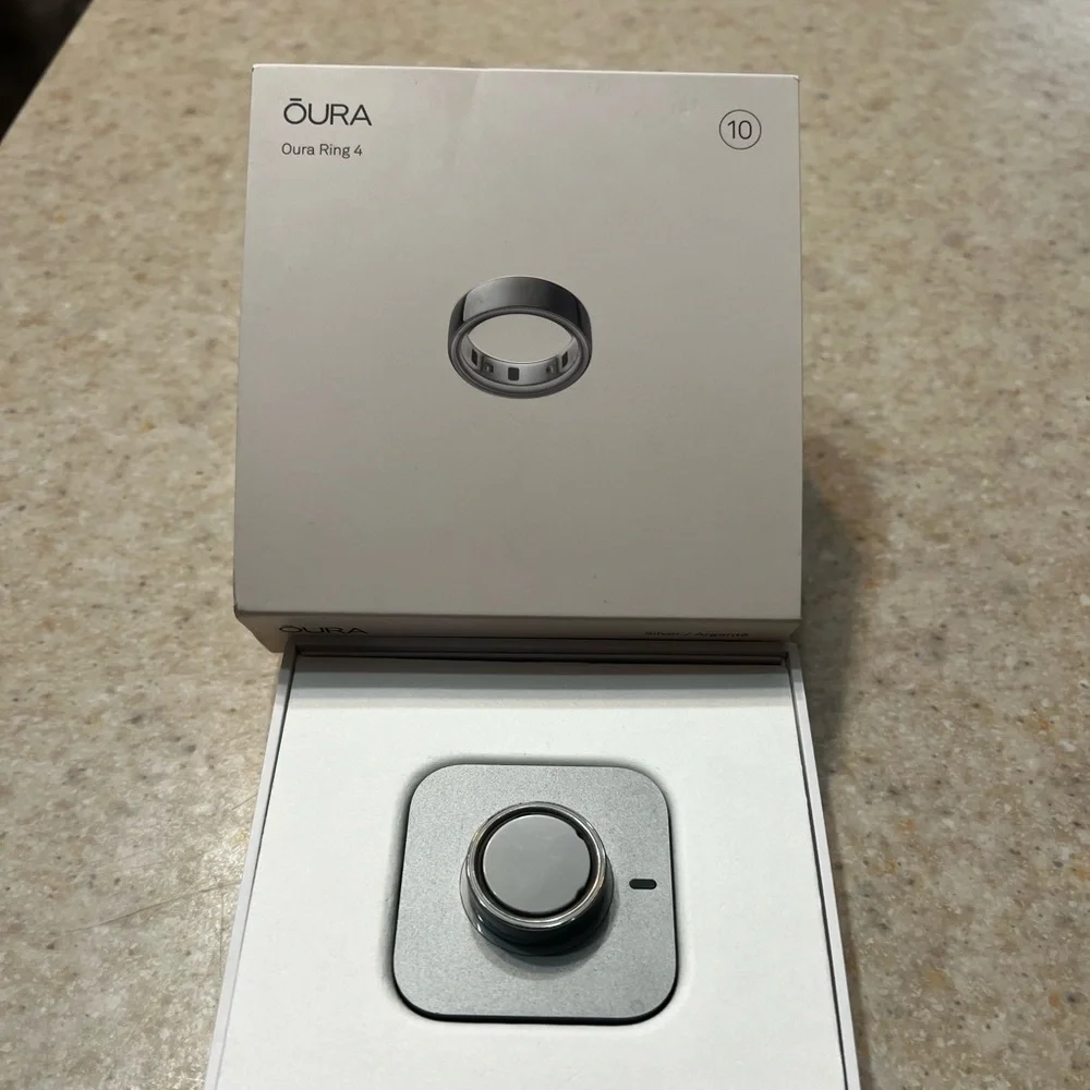 Oura Ring Generation 4 Size 10 - Silver